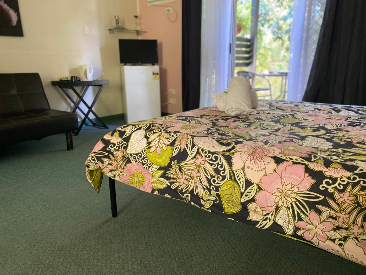 Colonial Village Resort Hervey Bay Exteriör bild