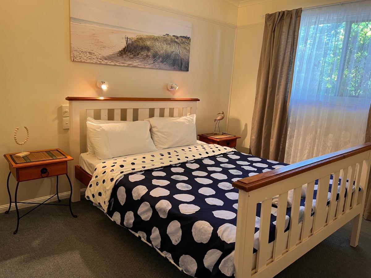 Colonial Village Resort Hervey Bay Exteriör bild