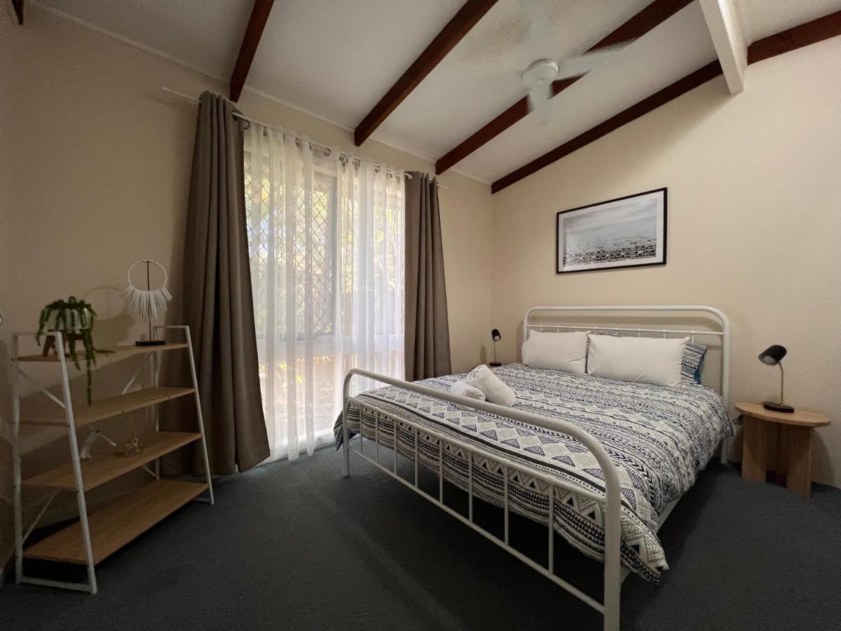 Colonial Village Resort Hervey Bay Exteriör bild