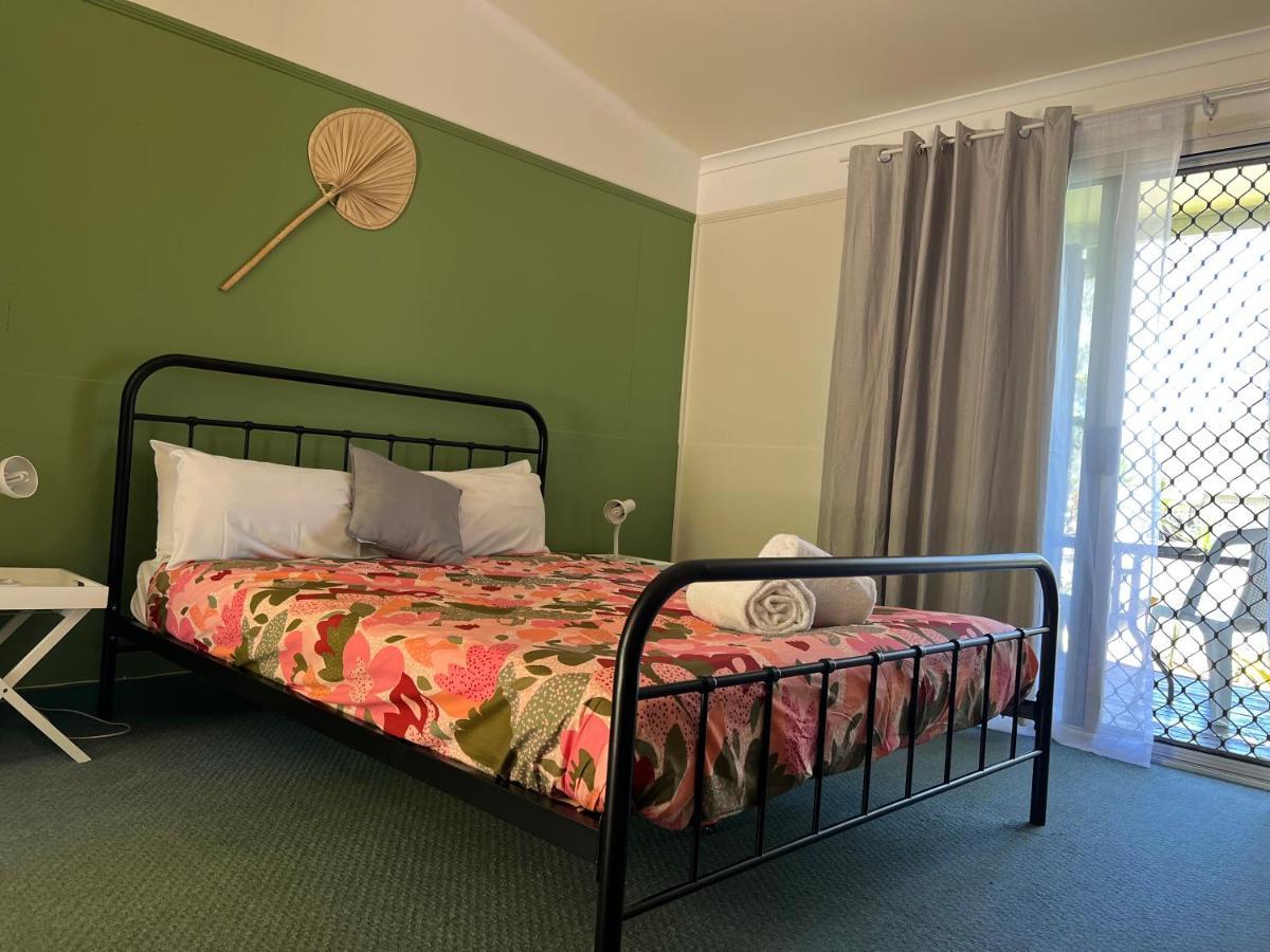 Colonial Village Resort Hervey Bay Exteriör bild