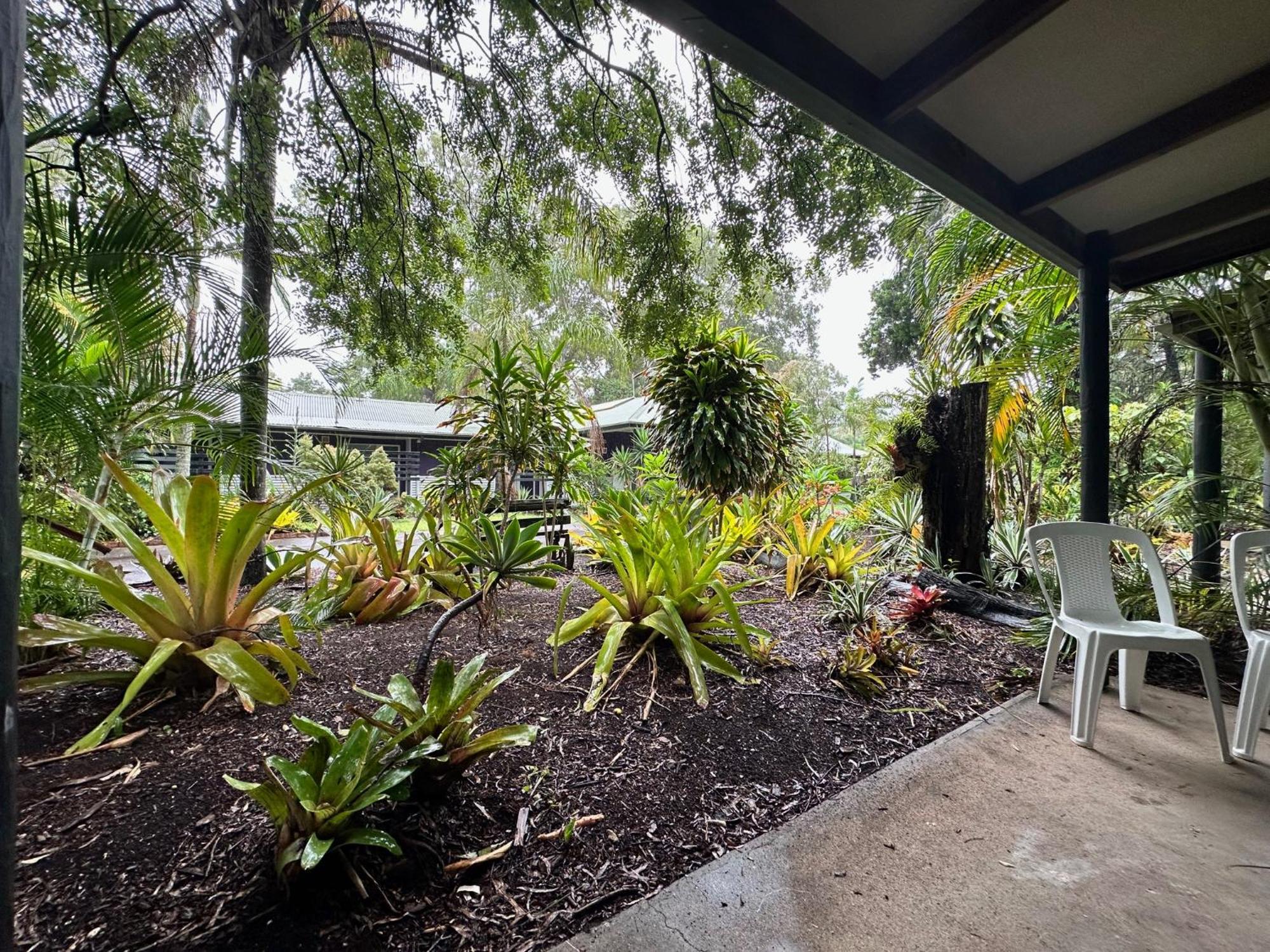 Colonial Village Resort Hervey Bay Exteriör bild